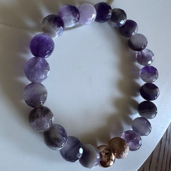 8mm Faceted Amethyst Quartz Stretch Bracelet with 14k Rose Gold Spacers - Picture 5 of 6